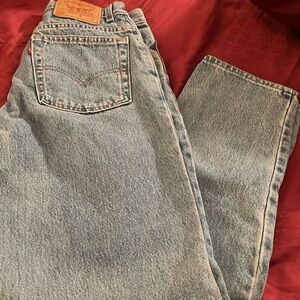 Levi's Women’s Classic Light Blue 550 Straight Jeans